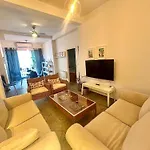 Acogedor Apt 8Pax 4Bdr 2Bth - Cozyhomesevilla1