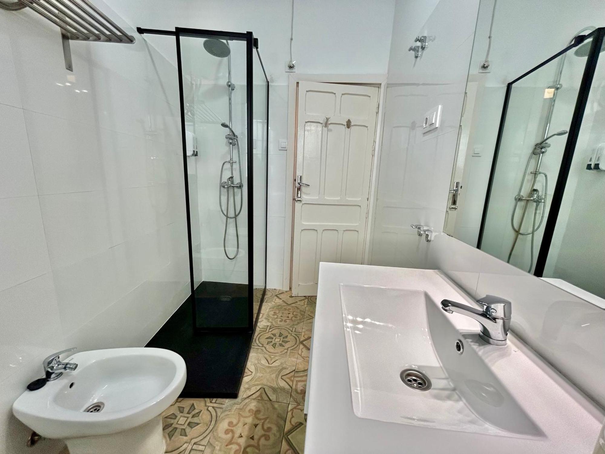 Acogedor 8pax 4bdr 2bth - Cozyhomesevilla1 Appartement
