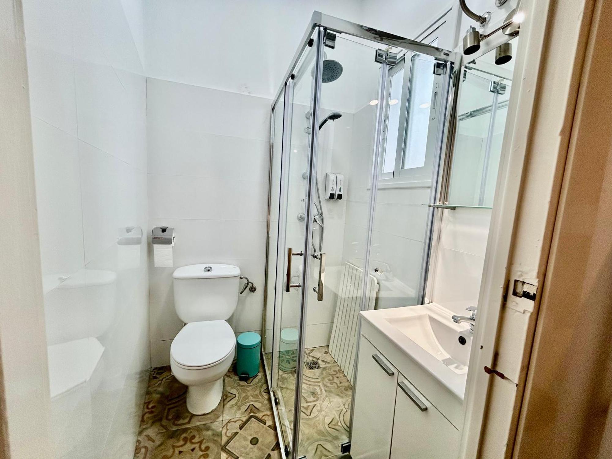 Acogedor 8pax 4bdr 2bth - Cozyhomesevilla1 Appartement *
